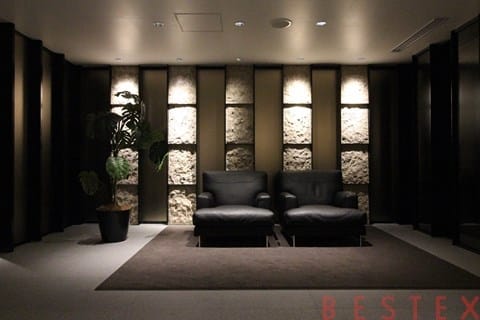 エントランスホール