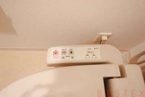 シャワートイレ