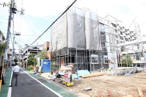 現地