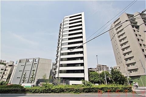 2018年4月築の築浅高級賃貸マンション