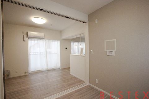 遠藤ビル 6階