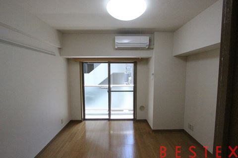 スカイコート本郷東大前壱番館　304