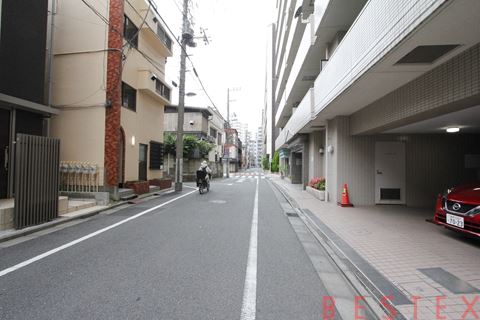 リーラ文京本駒込　3階