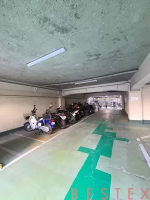 バイク置き場