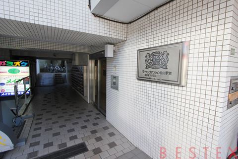 ライオンズマンション白山駅前 8階