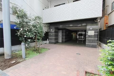 クレアシオン御茶ノ水 2階