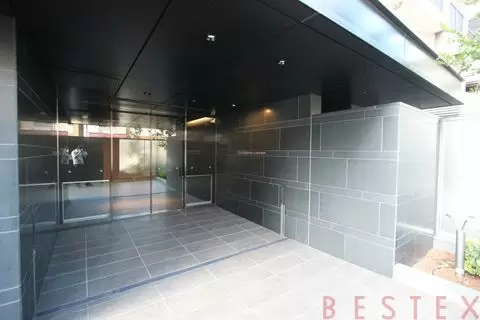 ジオ文京千石 5階