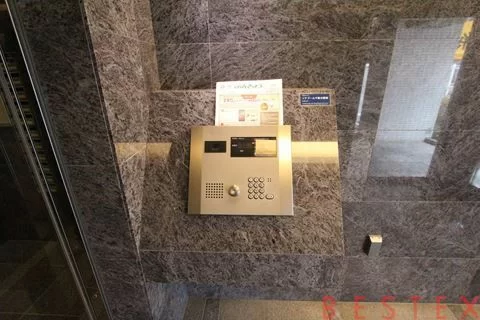 ソアブール千駄木駅前 4階
