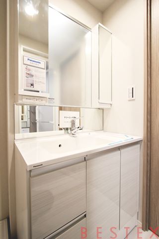 エスポアール茗荷谷 1階