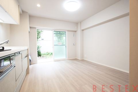 エスポアール茗荷谷 1階