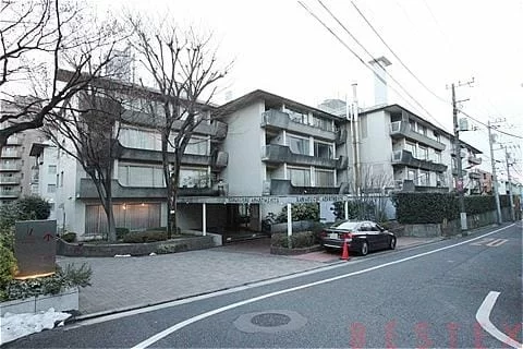 川口アパートメント 2階