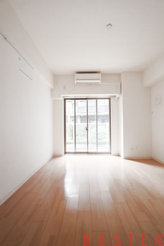 カーサラスク目白台 201