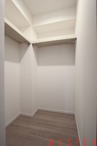ルラール駒込 4階