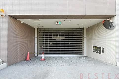 ヒルズ本駒込山の手台 3階