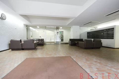 小田急目白台マンション 2階