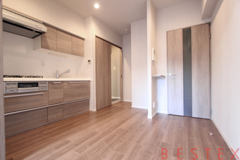 シルバープラザ白山 7階