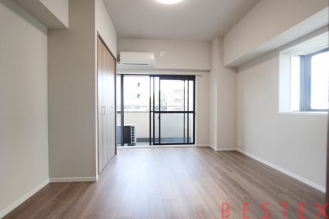 シルバープラザ白山 7階