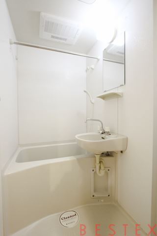 スカイコート本郷東大前弐番館 1001