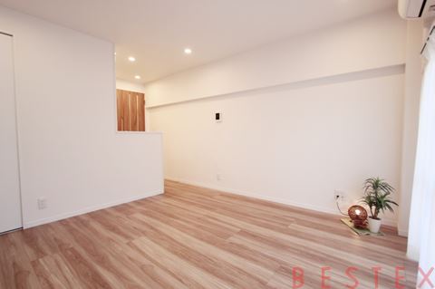 湯島武蔵野マンション 6階