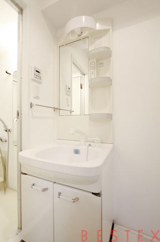 プライムアーバン白山 701