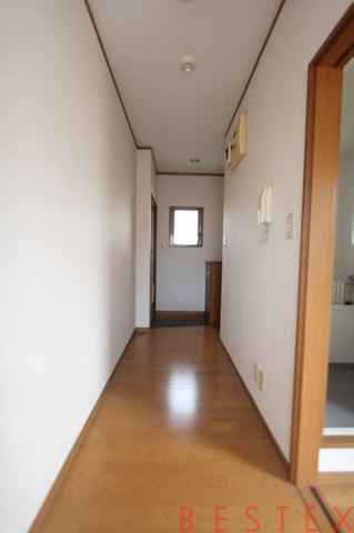 ブリーズ白山 301