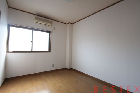 ブリーズ白山 301