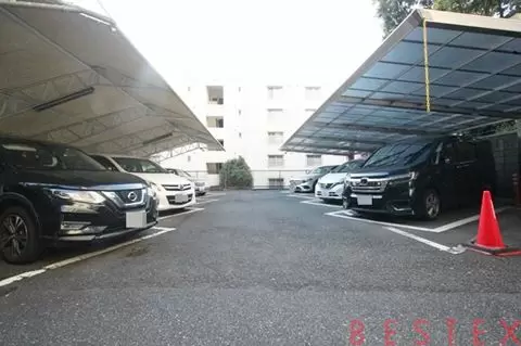 徳川マンション 1階