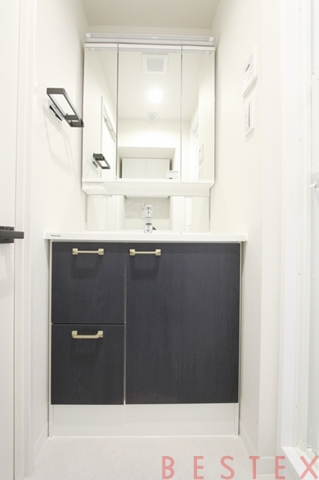 ミリアレジデンス御茶ノ水(旧アルモニー御茶ノ水) 1402