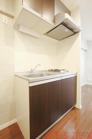 湯島武蔵野マンション 213