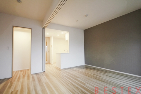 アーバンコア本郷(旧ジオエント本郷) 1003