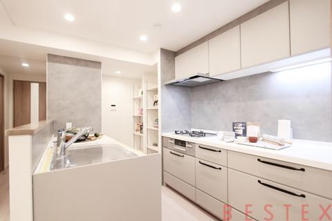 タウンシップ文京根津 6階