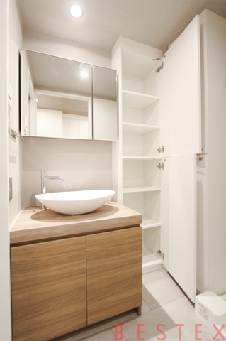 レジディア文京本郷 1005