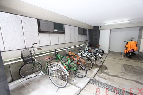 ブライズ御茶ノ水 5階