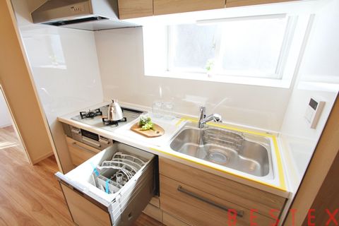 ハイメゾン千石 2階