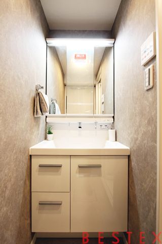 ハイメゾン千石 2階