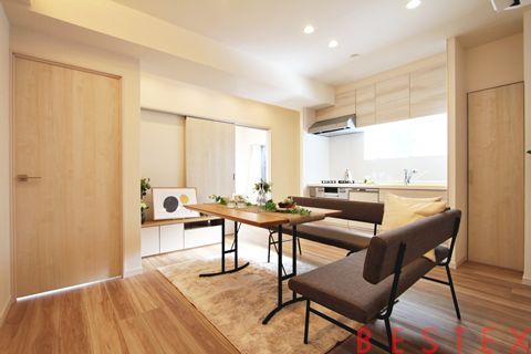 ハイメゾン千石 2階