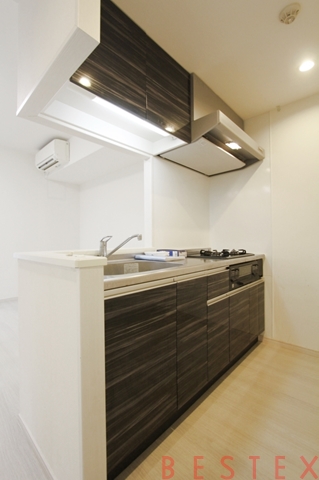 リブリ・グラン関口 201