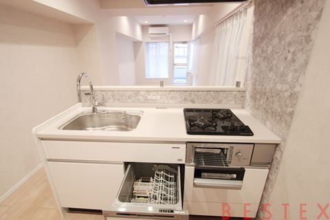 ライオンズマンション池之端 2階