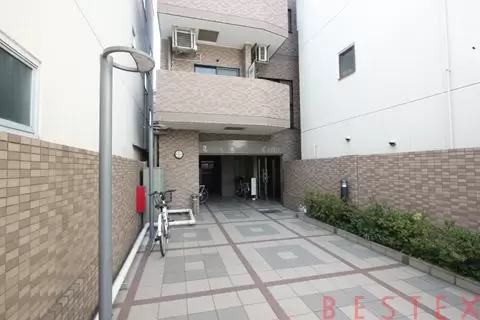 トーカン湯島キャステール 2階