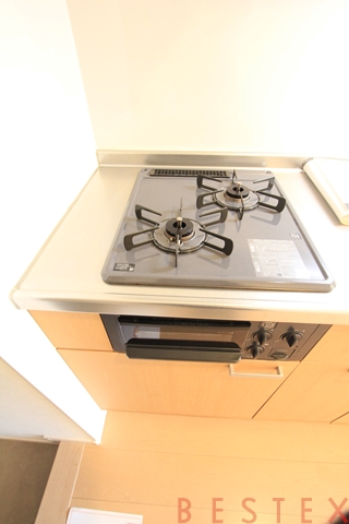 UPPER FIELD WOOD　305