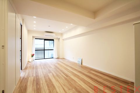 マンション小石川 2階