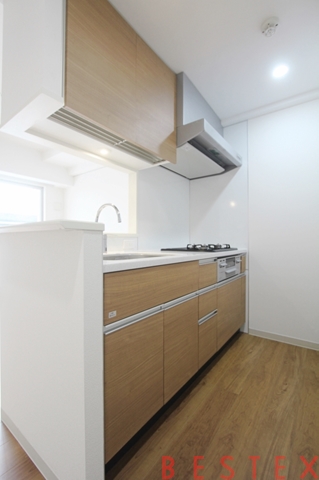 コートヒル本郷 302