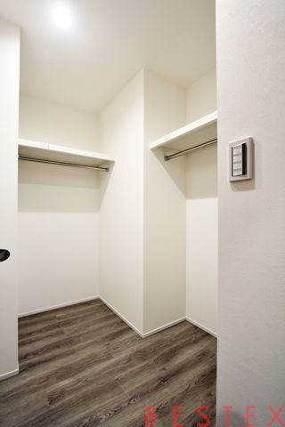 ドミール千駄木 6階