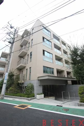 ブランズ本郷真砂 1階