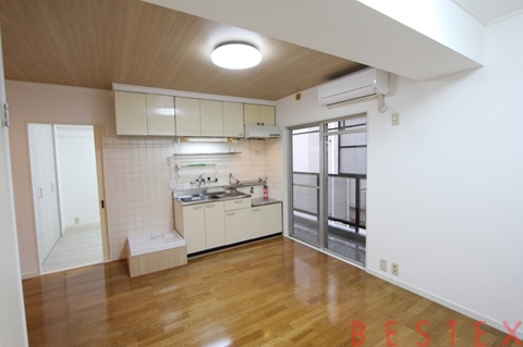 銀河マンション　401