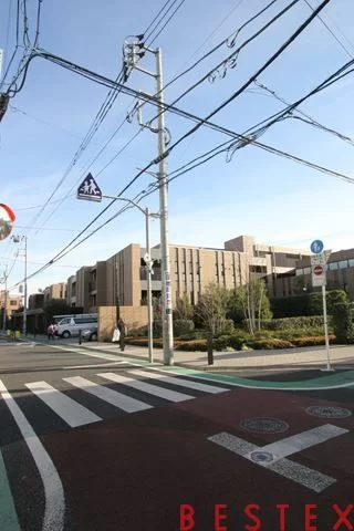 インペリアルガーデン 2階