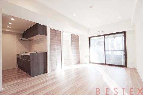 シーアイマンション根津弥生坂 4階