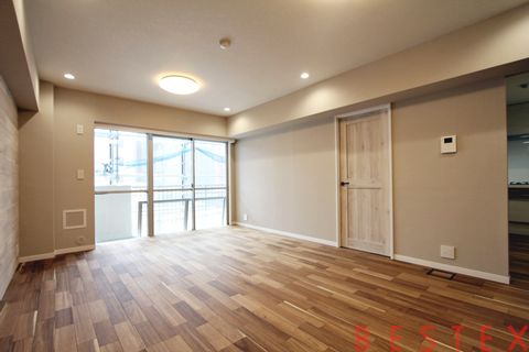 小石川ハウス 8階