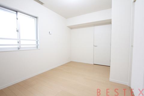 ザ・テラス千駄木 304