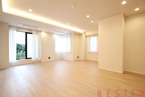 プレステージ千駄木 1階